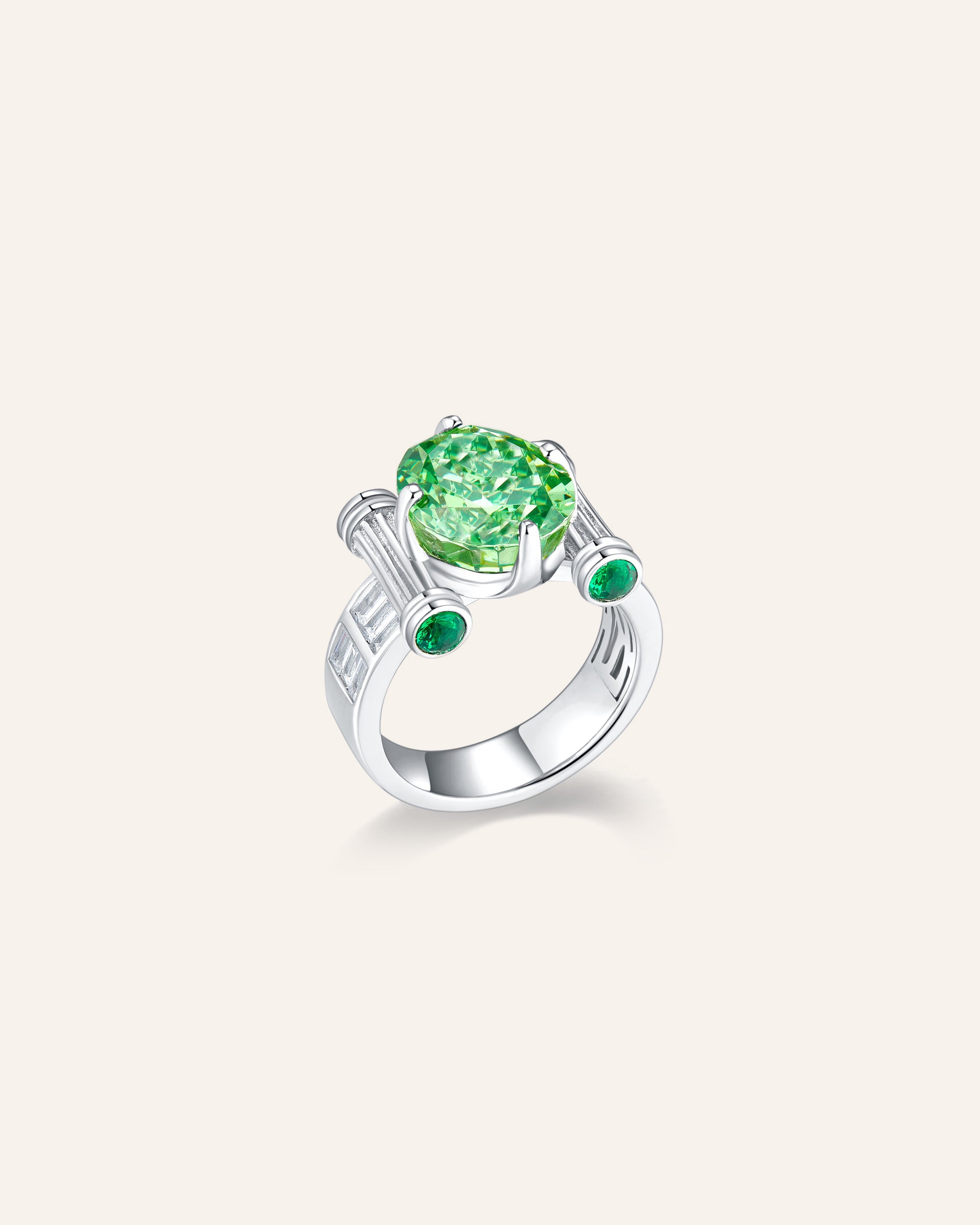 แหวนค็อกเทล 3 กะรัต - Emerald Pantheon
