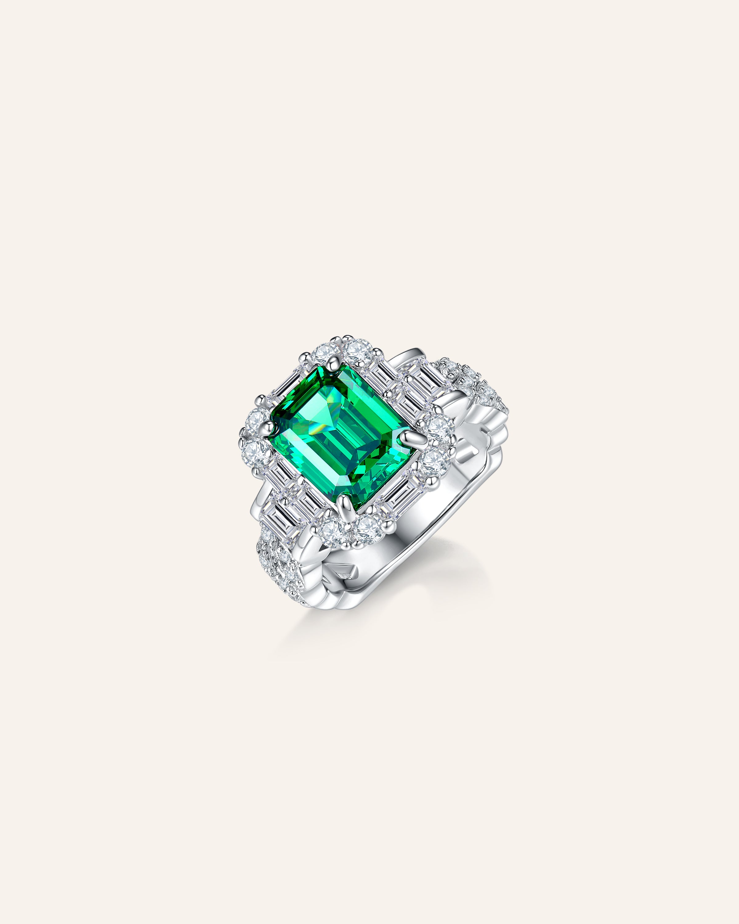 แหวนพลอยประจำเดือนเกิด 3 กะรัต - Emerald Infinity